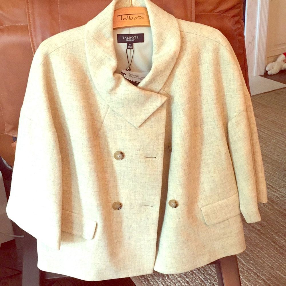 Brand new never worn Jackie O style jacket